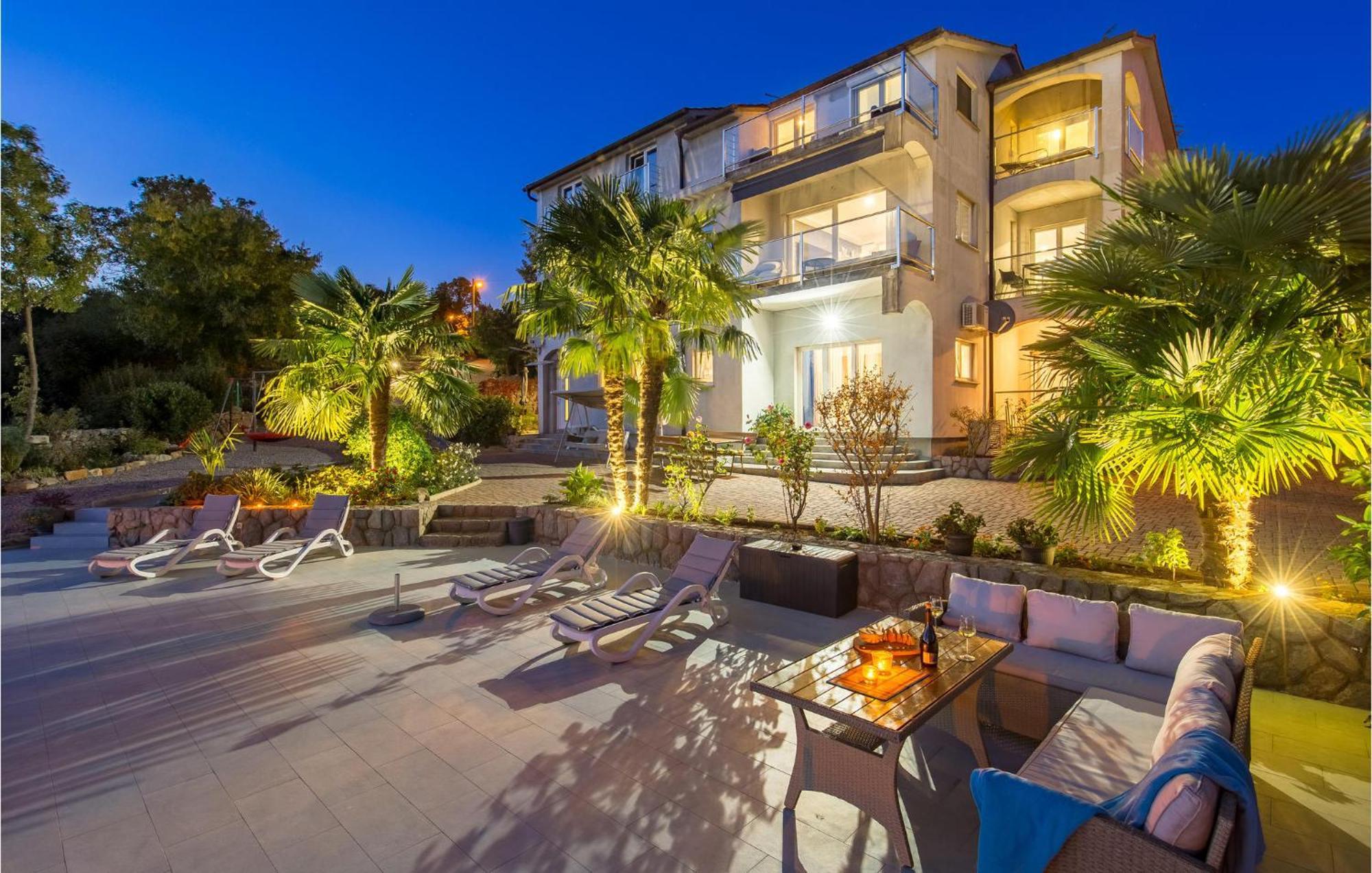 Lovely Apartment In Rijeka With Wifi Exterior foto